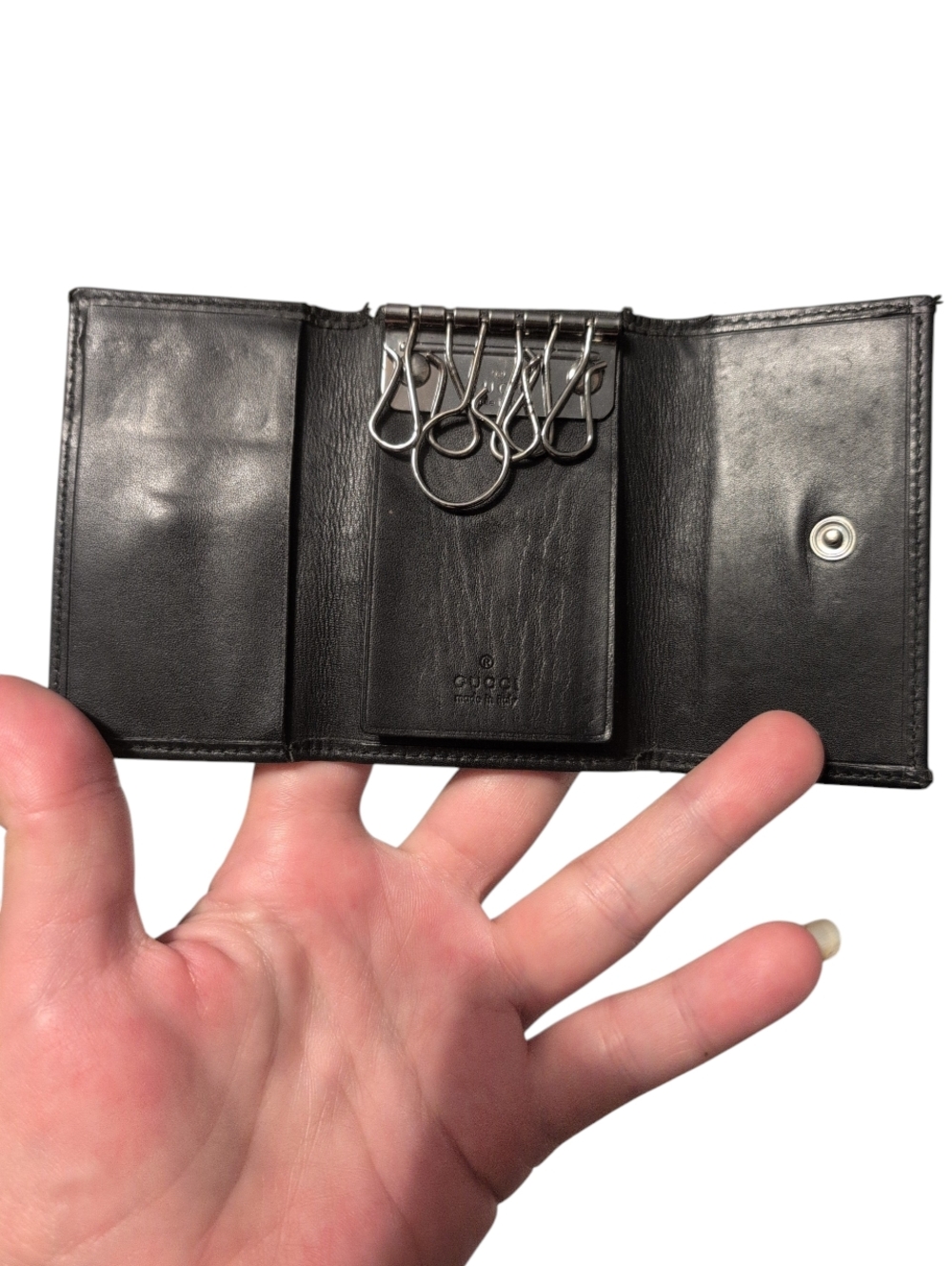 Gucci Black Leather Tri-Fold Key Holder with Metal Hooks Preloved Italy